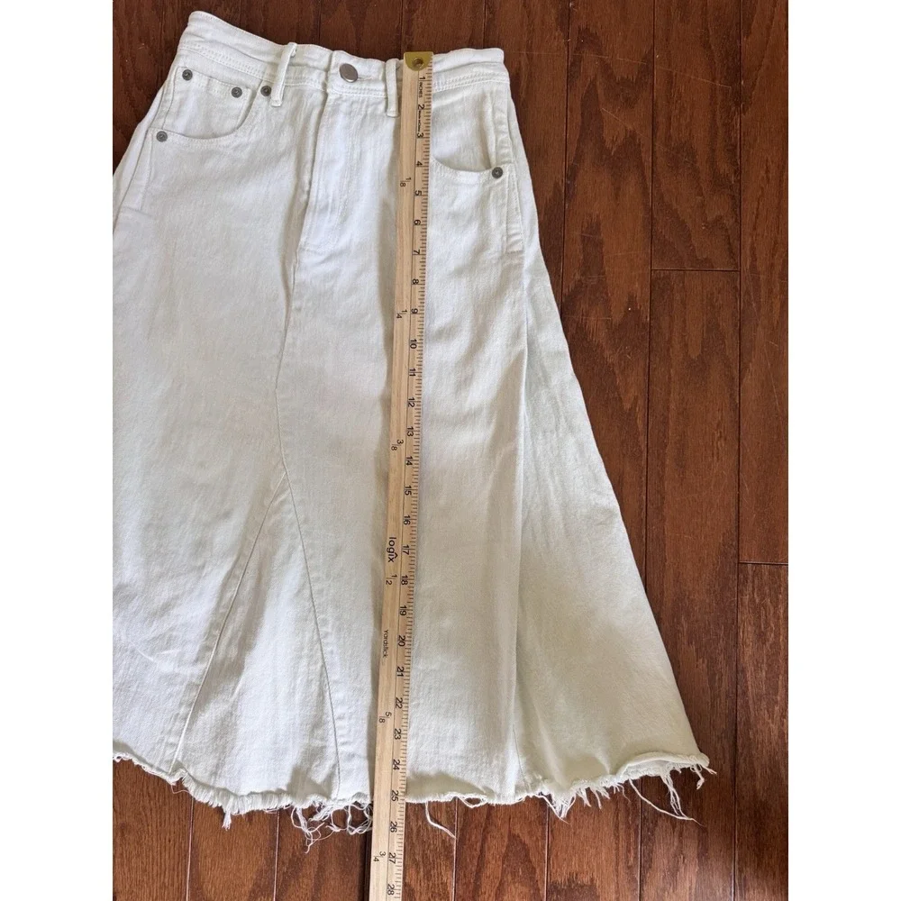 Free People One Boho Raw Hem Denim A-Line Midi Skirt Ivory Size 2